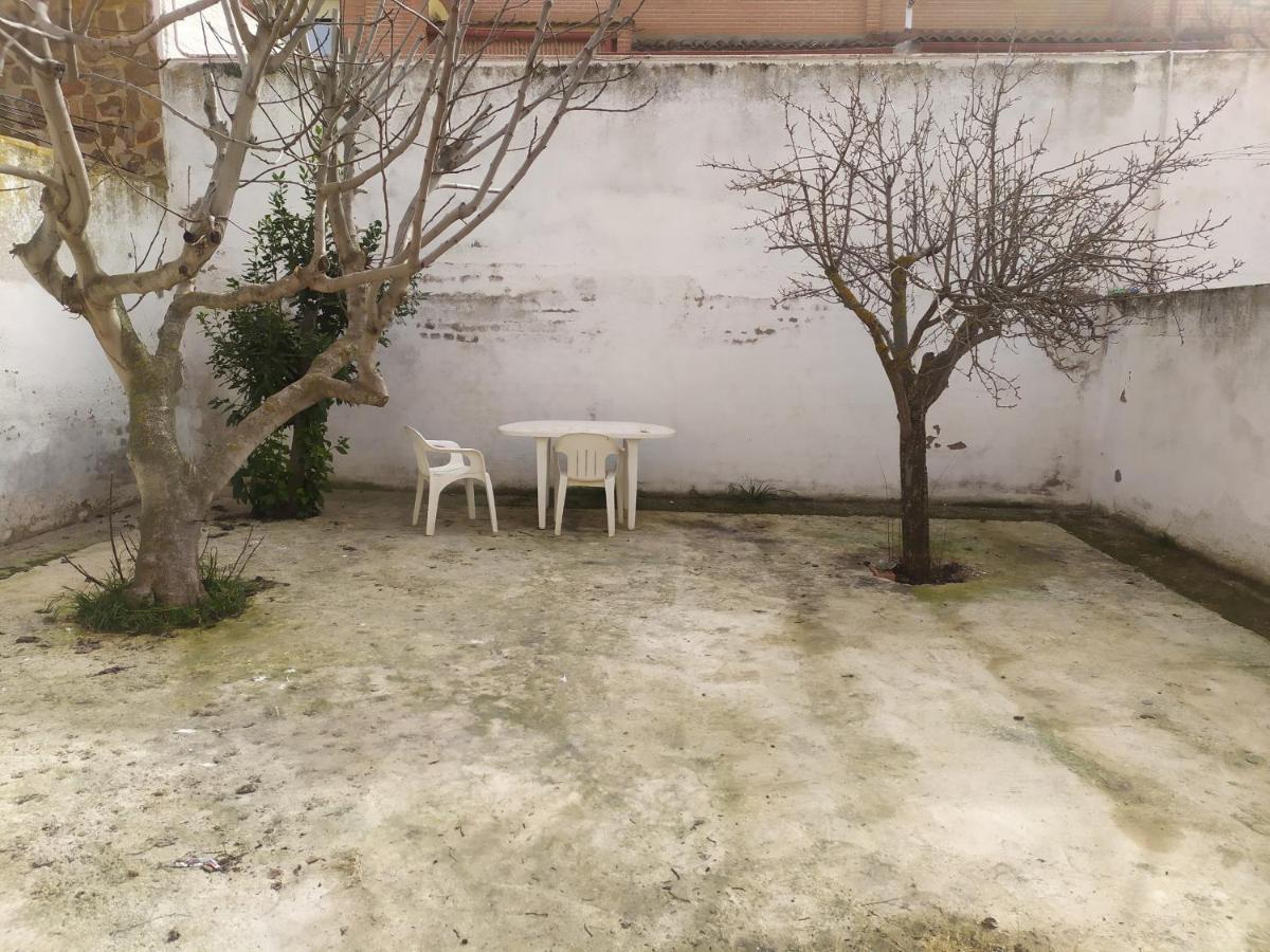 Habitacion Privada Familiar 托萊多 外观 照片