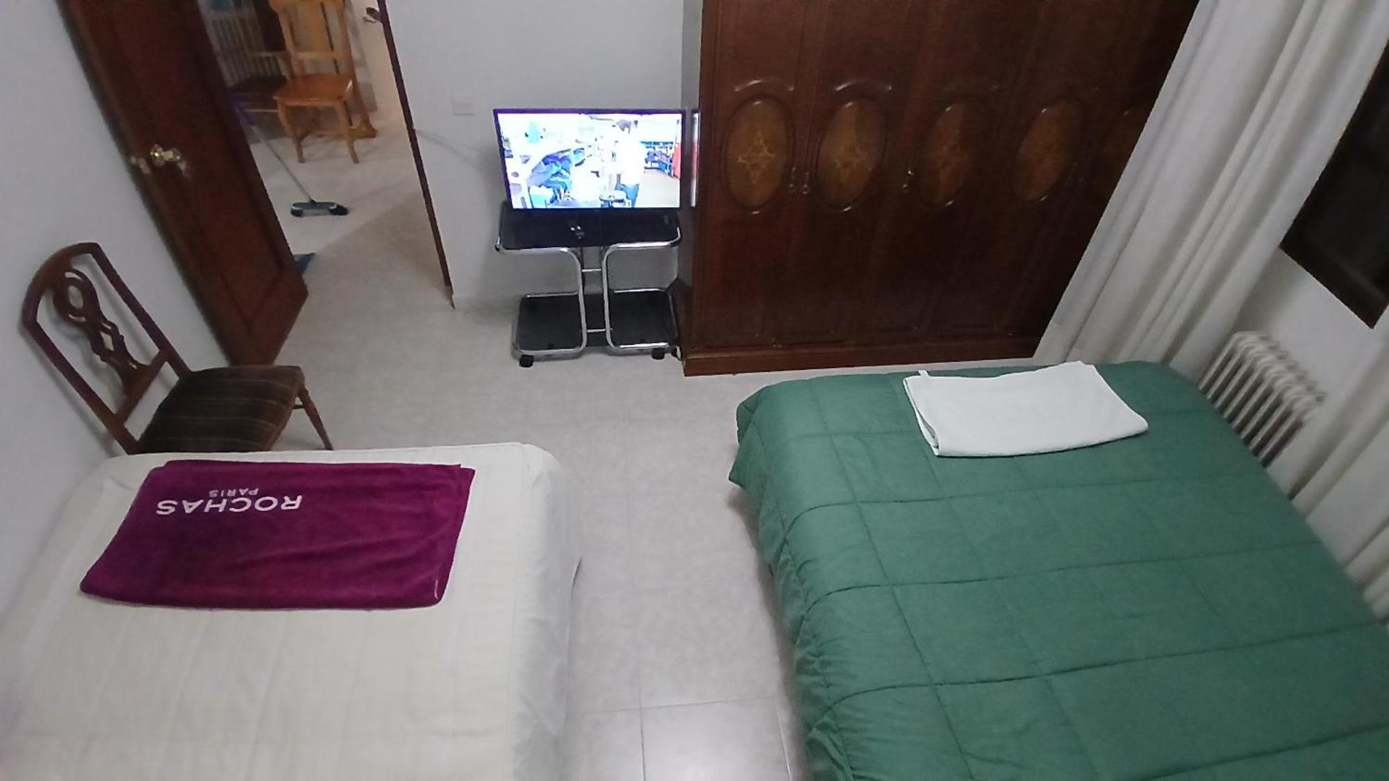 Habitacion Privada Familiar 托萊多 外观 照片