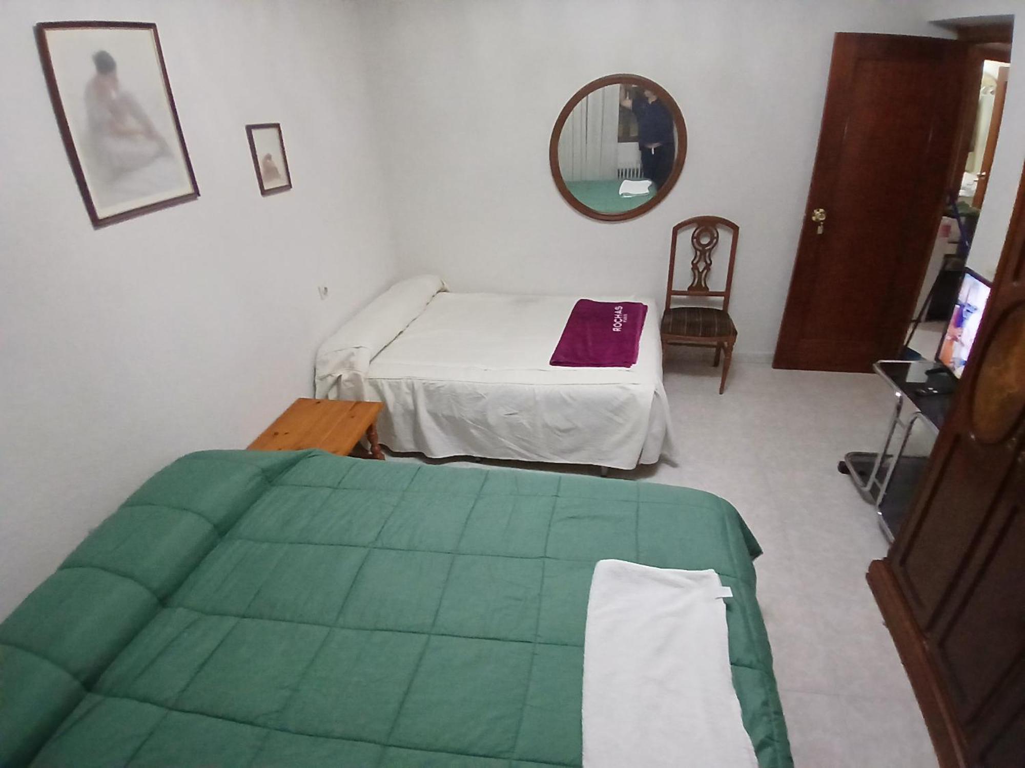 Habitacion Privada Familiar 托萊多 外观 照片