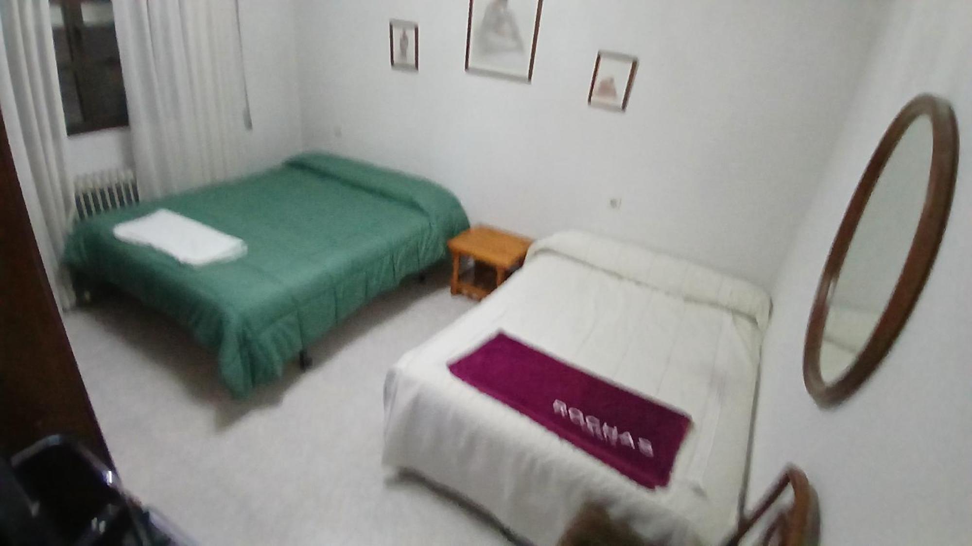 Habitacion Privada Familiar 托萊多 外观 照片